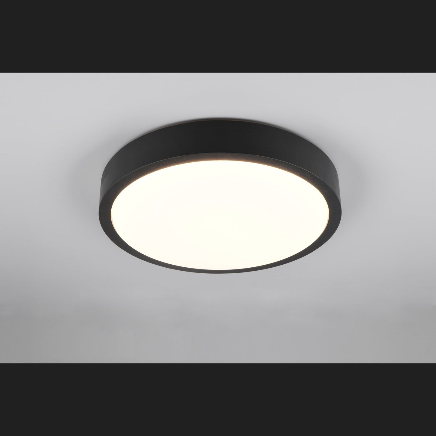 Iseo  - Ceiling lamp - Black - Trio