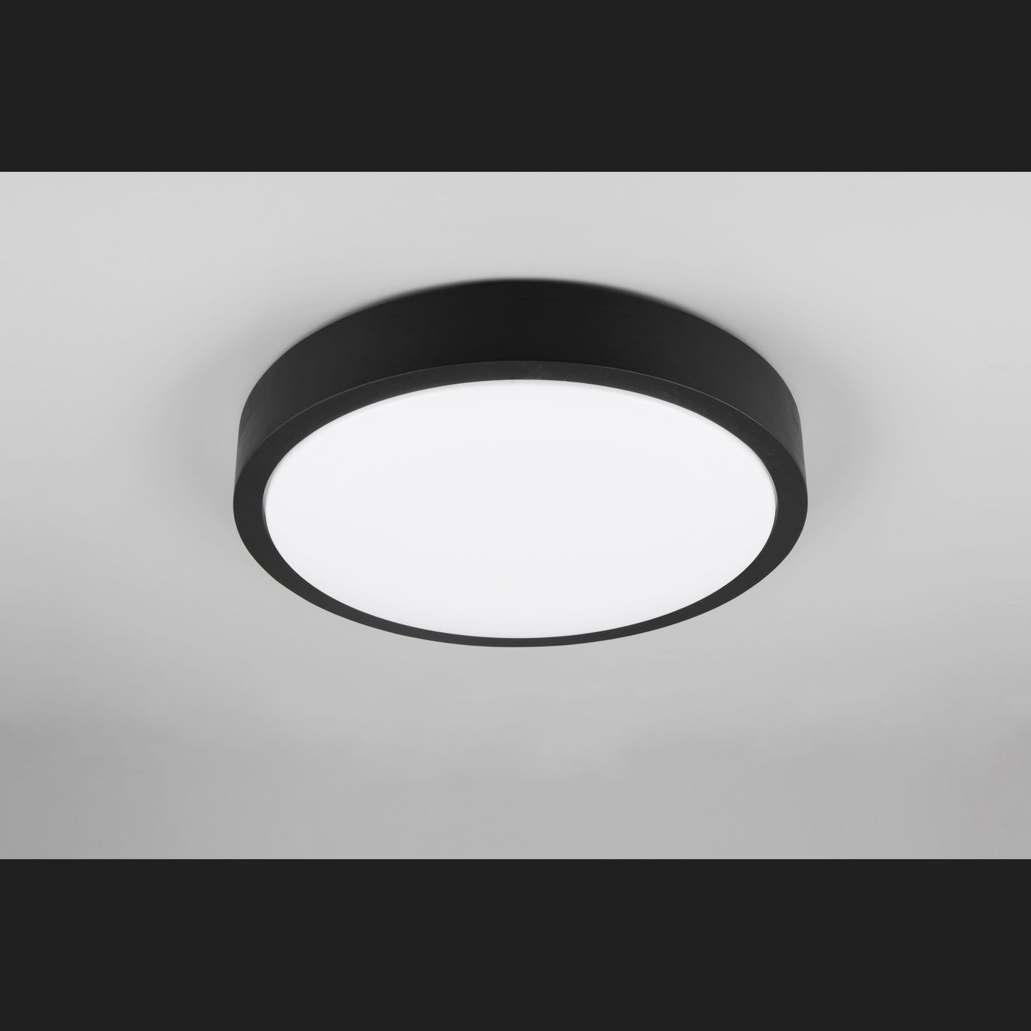 Iseo  - Ceiling lamp - Black - Trio