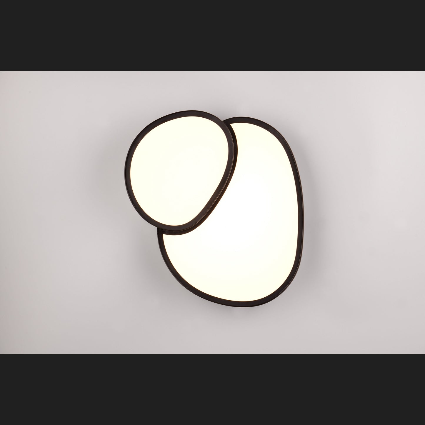 Rise  - Ceiling lamp - Black Matt - Trio