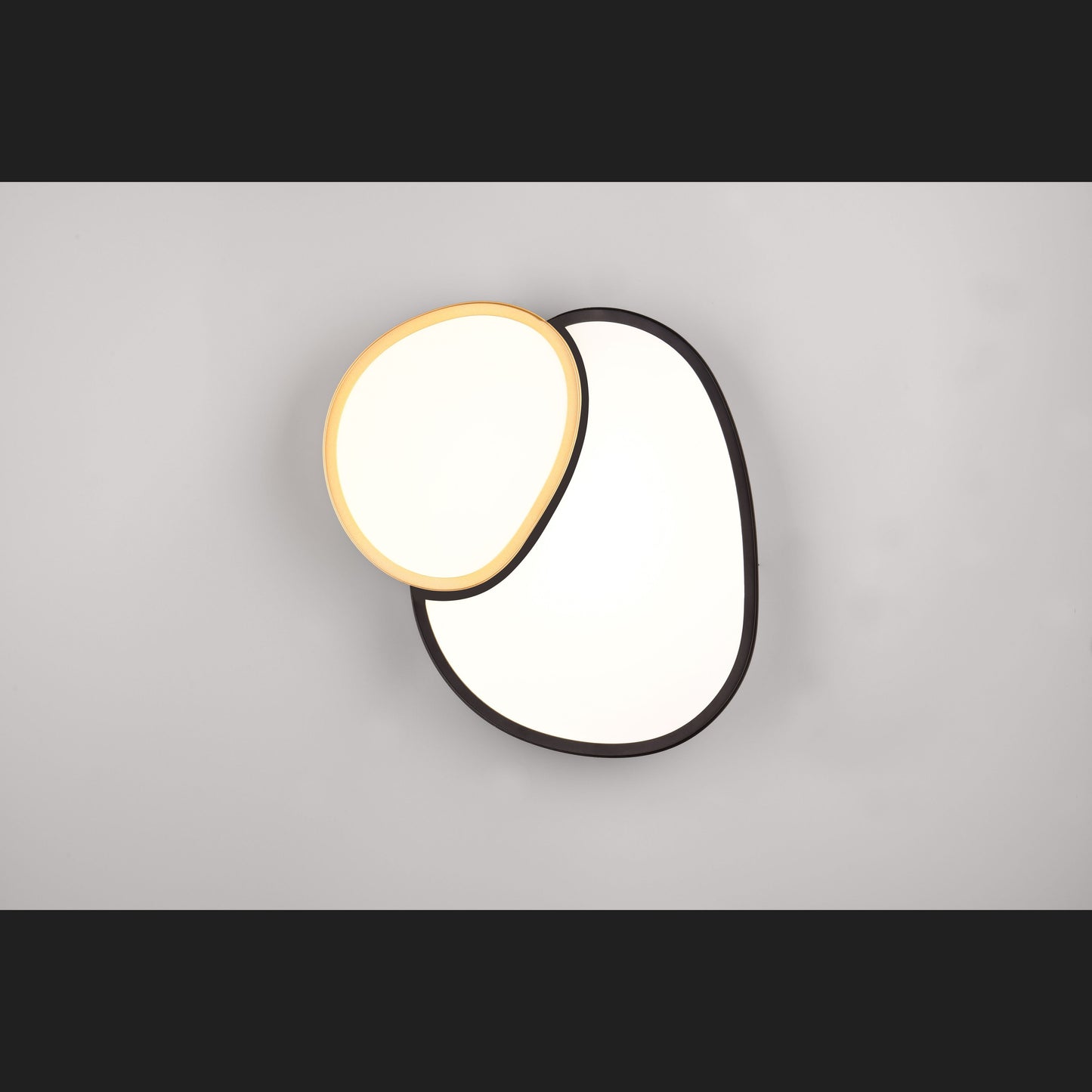 Rise  - Ceiling lamp - Black - Gold - Trio