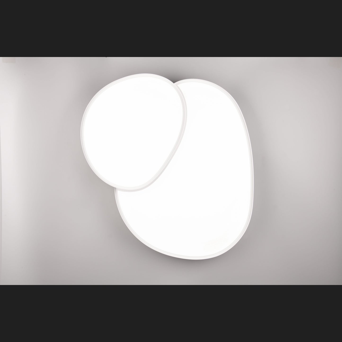 Rise  - Ceiling lamp - White Matt - Trio