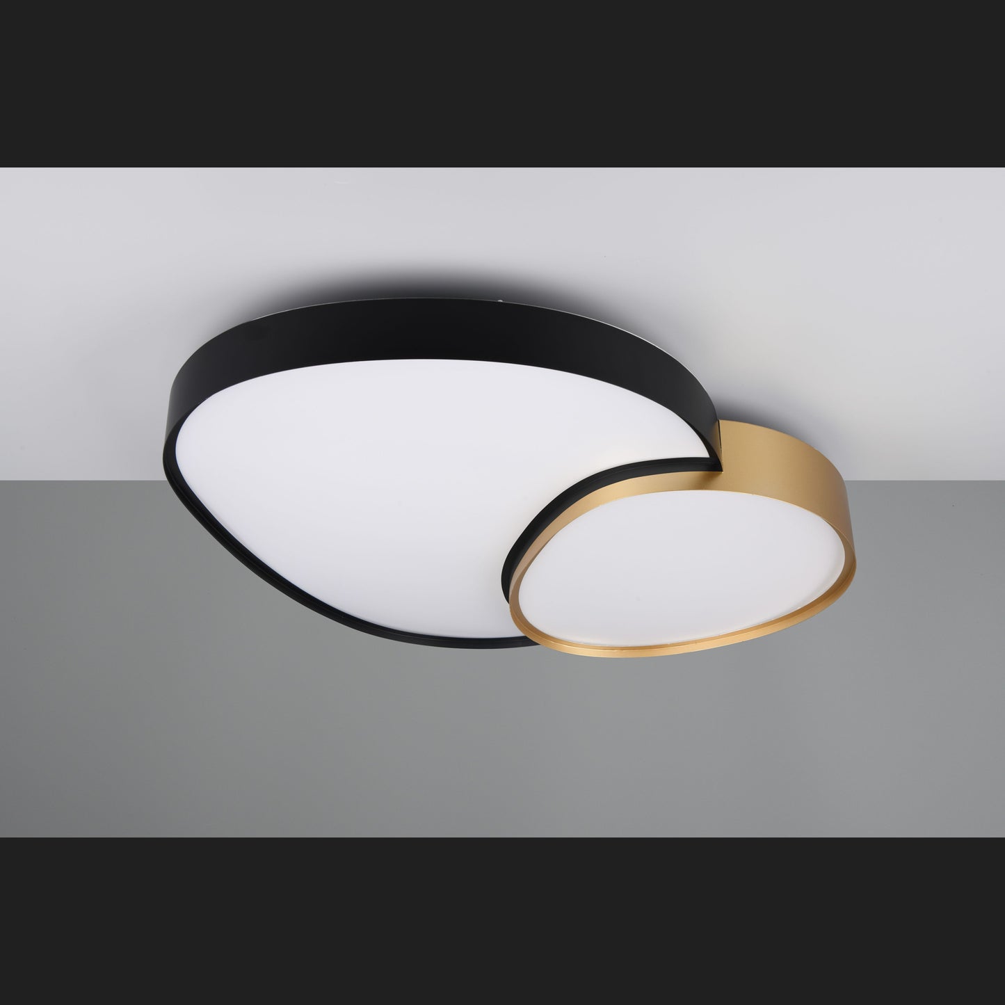 Rise  - Ceiling lamp - Black - Gold - Trio