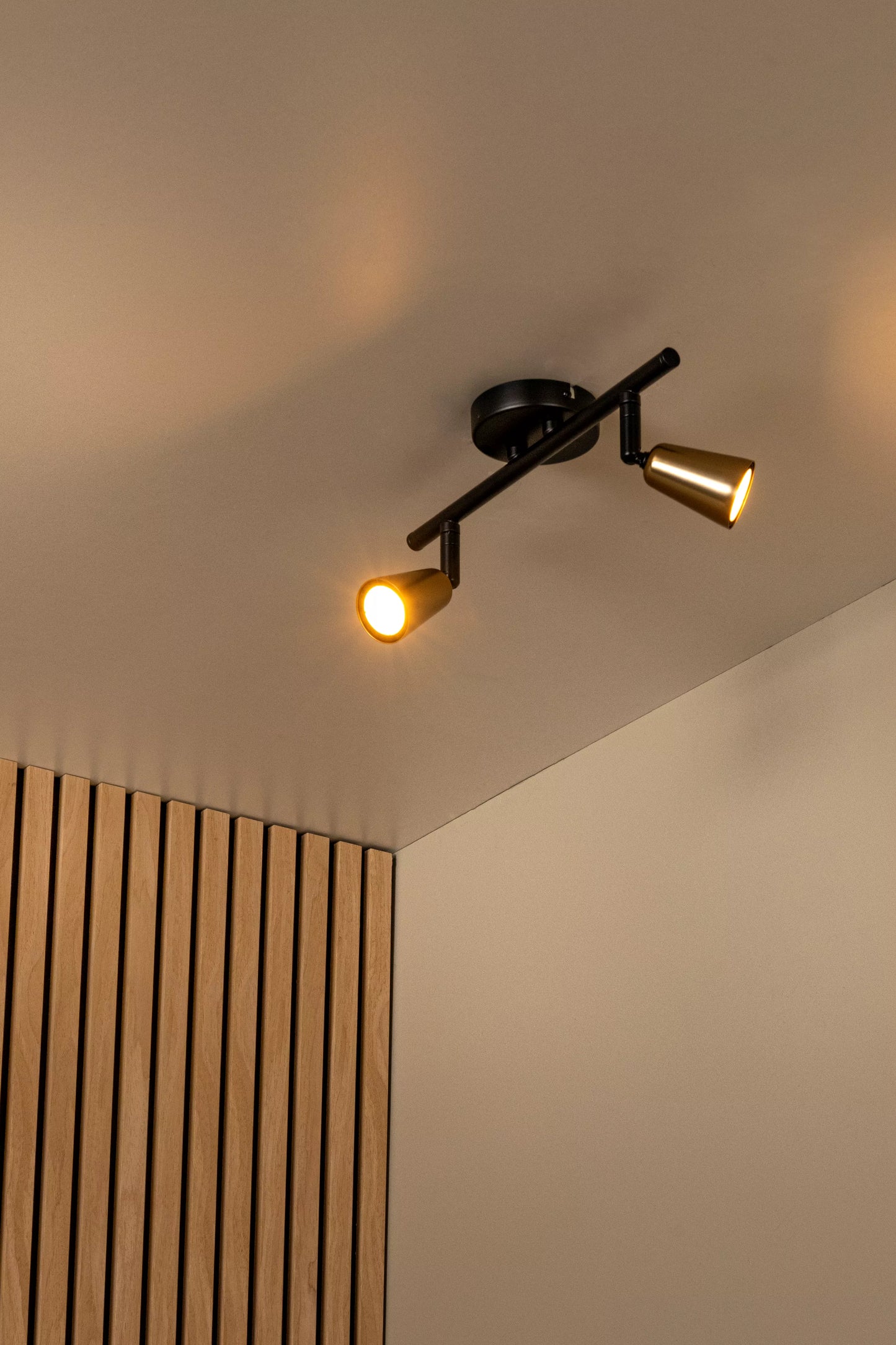 Lucide TIANA - Wall spotlight / Wall light - 2xGU10 - Champagne Color | Essential
