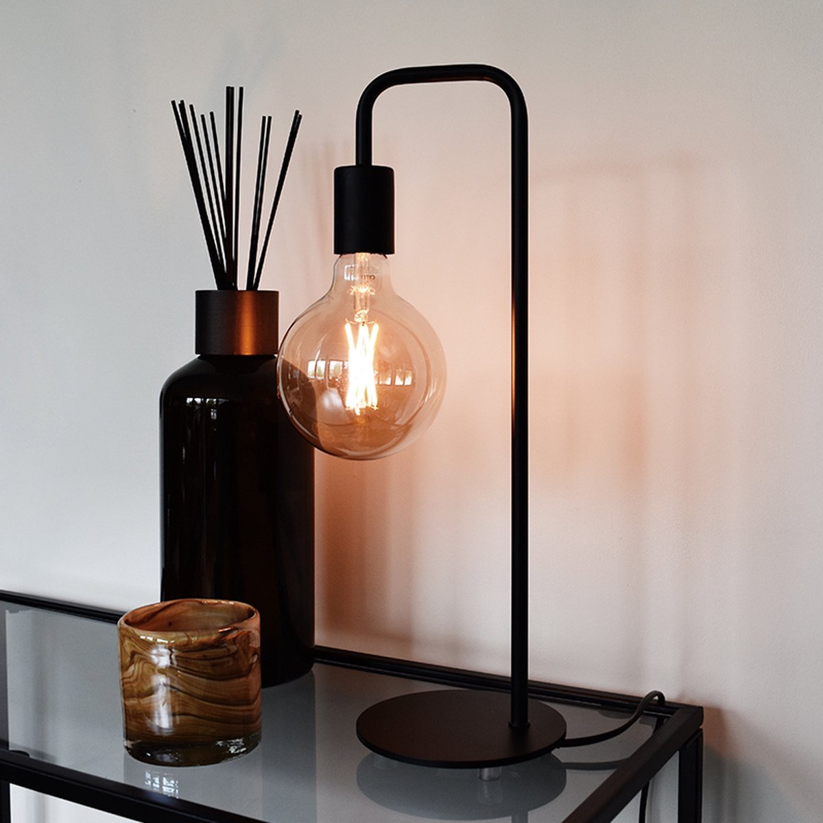 Calex Warm Filament LED Lamp - E27 - G95 - Gold - 4.5W - Dimmable