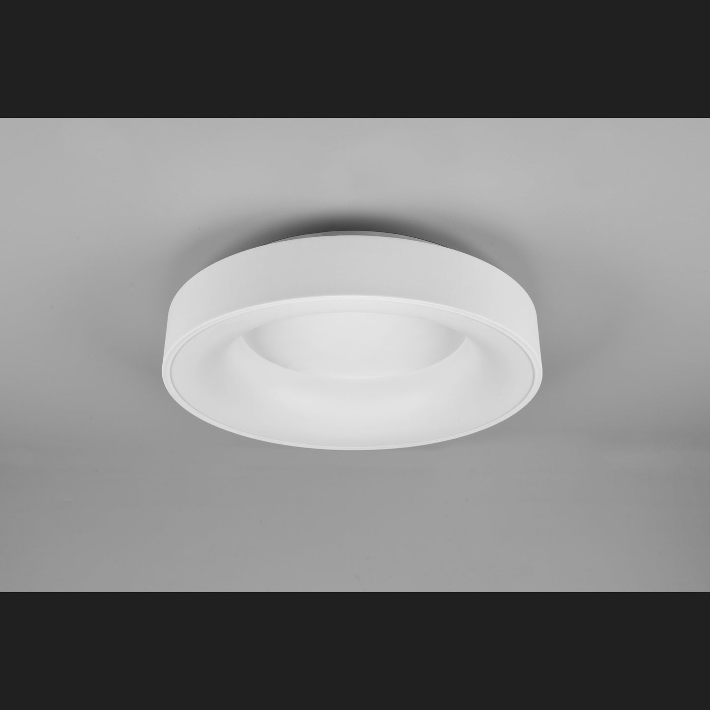 Girona  - Ceiling lamp - White Matt - Trio
