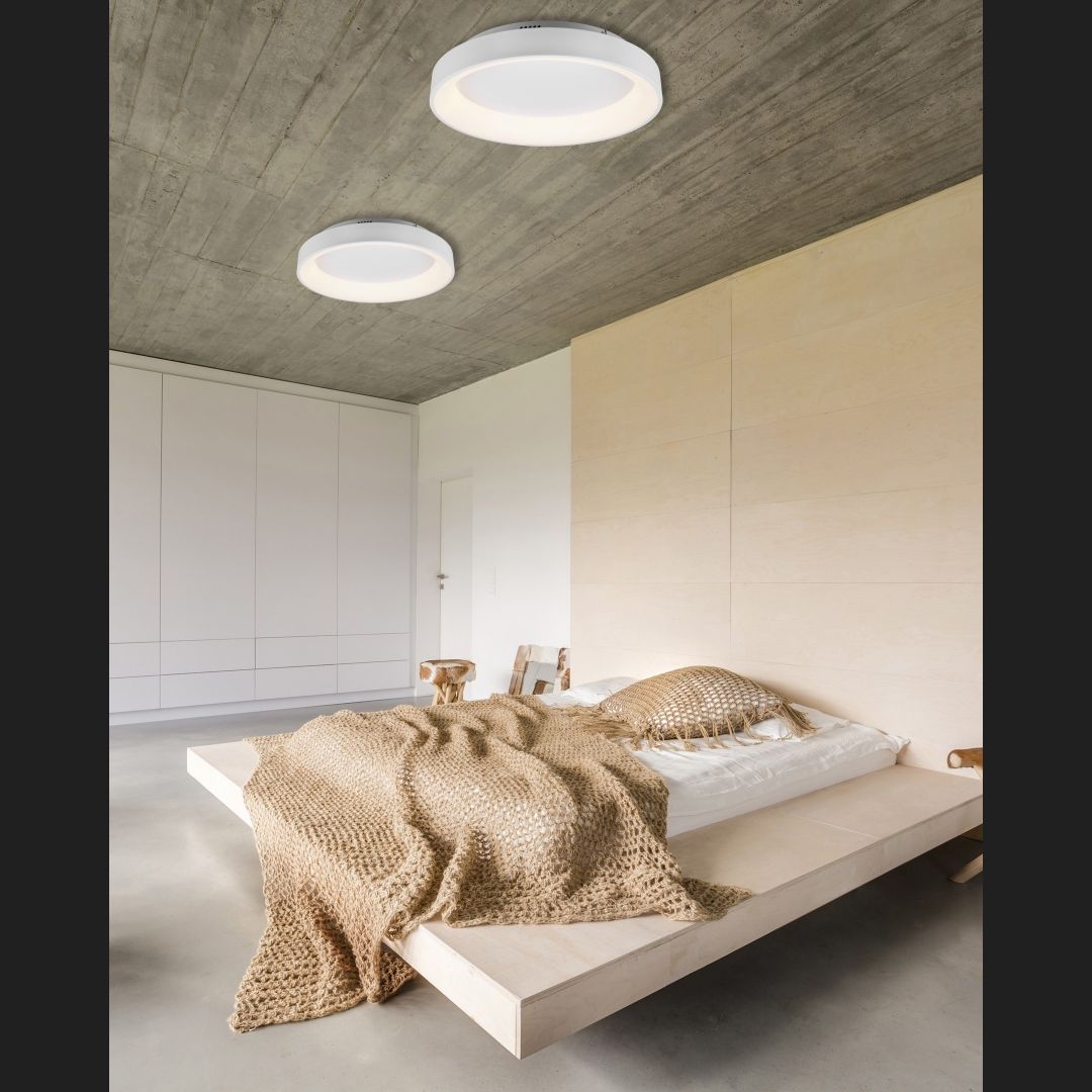 Girona  - Ceiling lamp - White Matt - Trio