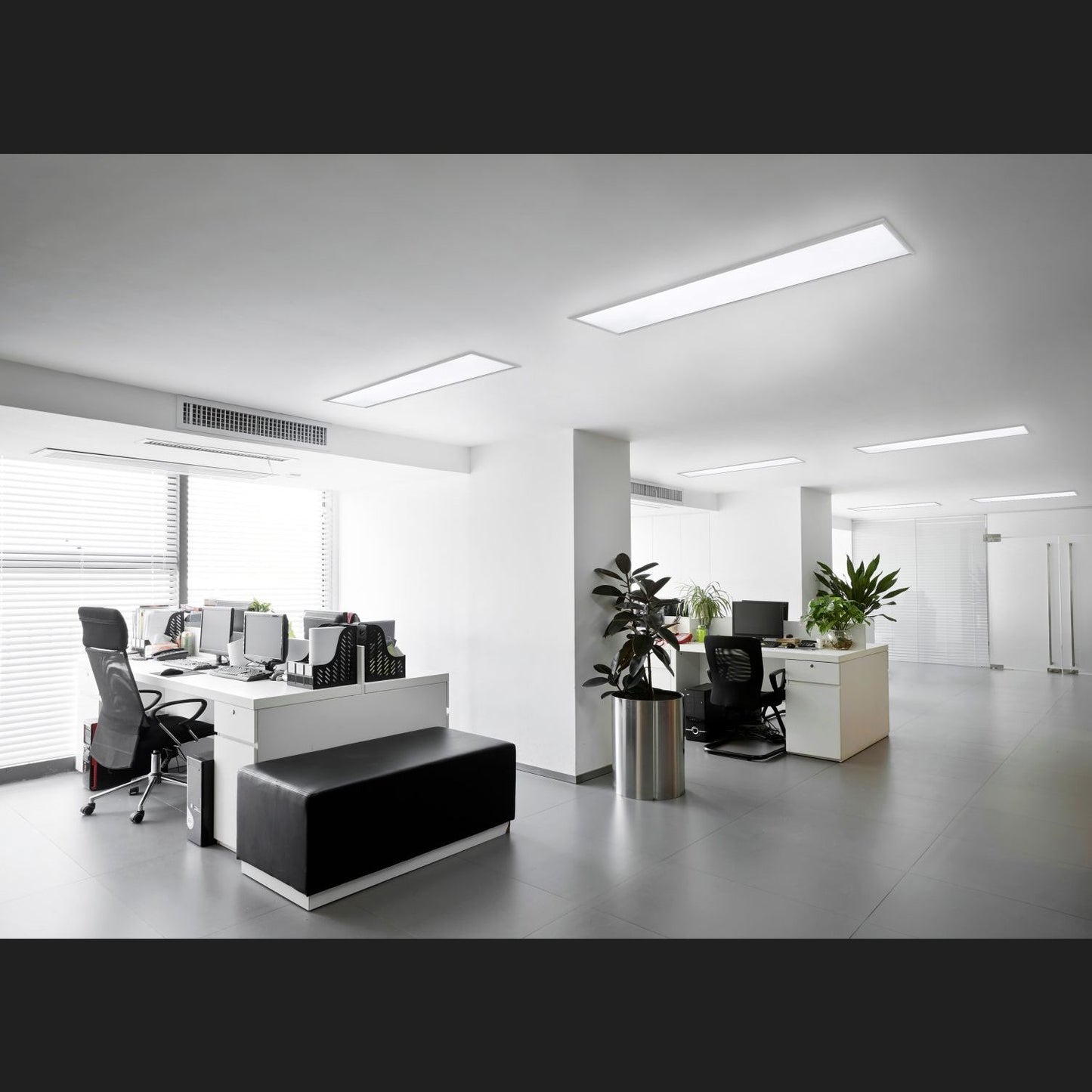 Phoenix  - Ceiling lamp - White - Trio