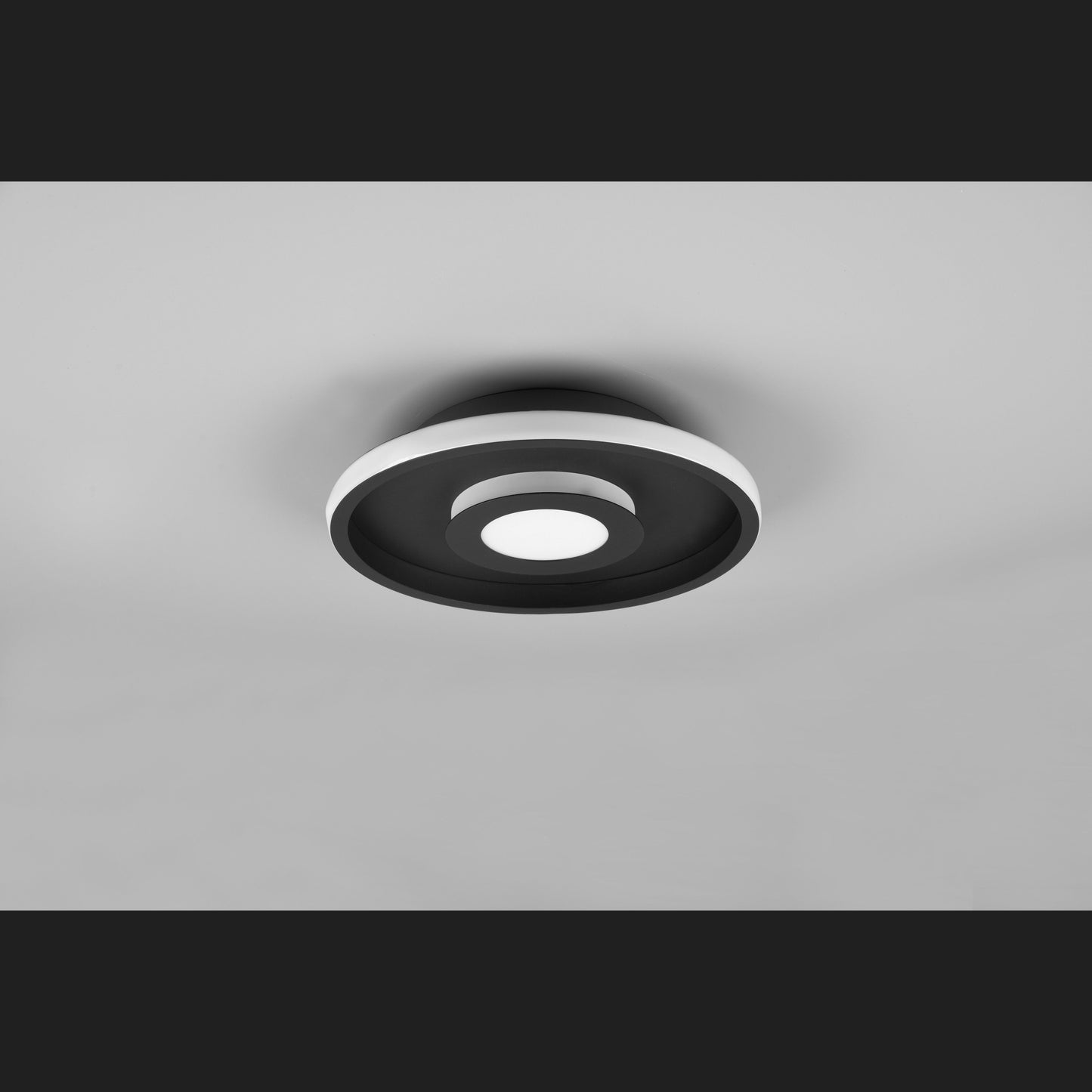 Ascari  - Ceiling lamp - Black Matt - Trio