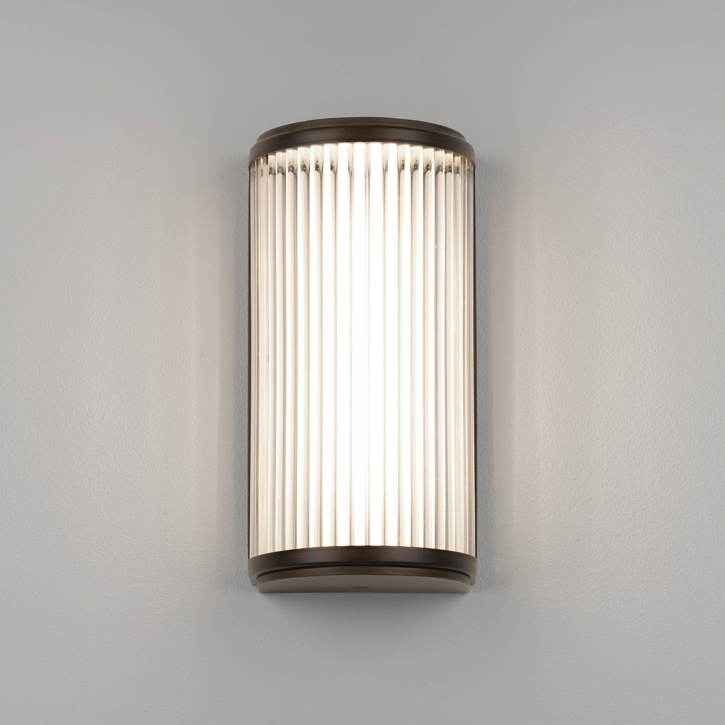 Versailles 250 Phase Dimmable