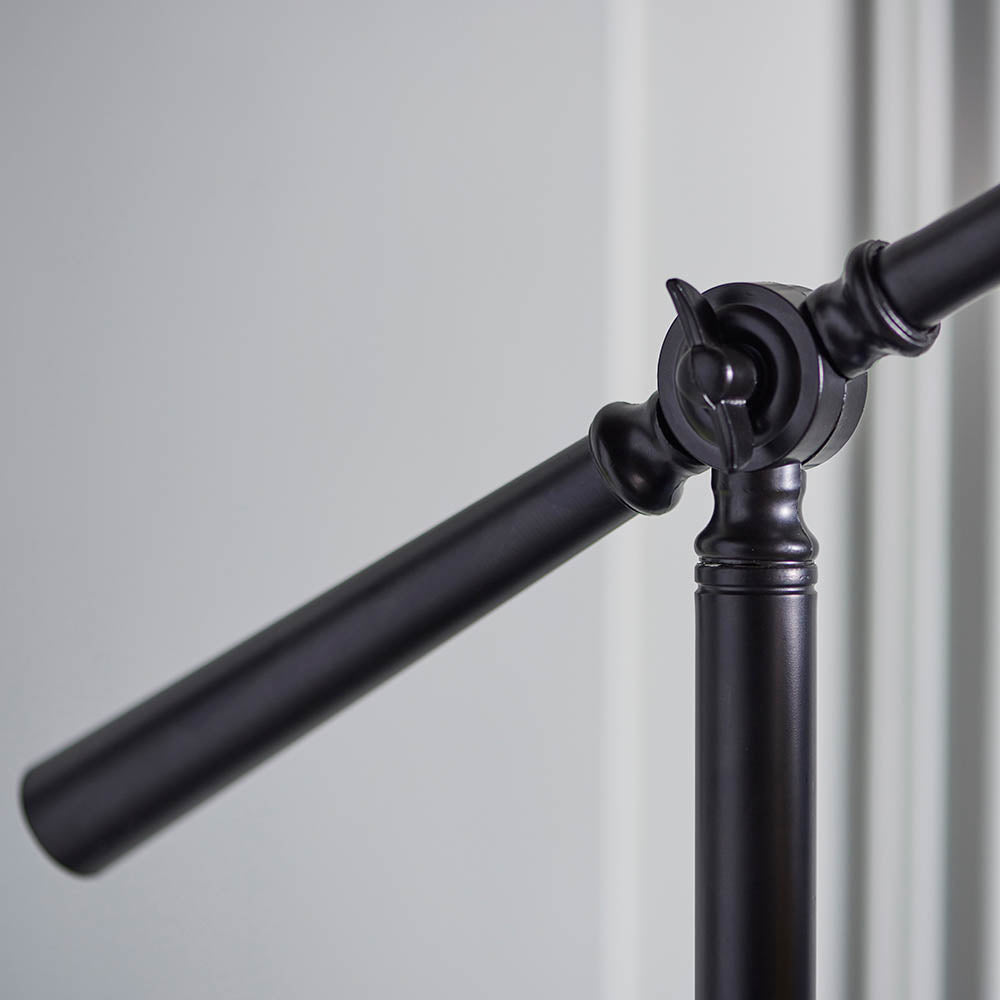 Dark star Task floor