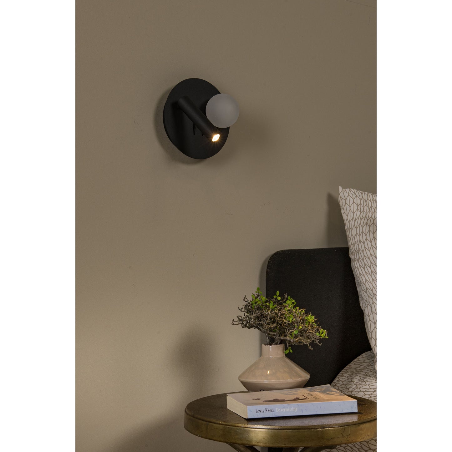 Lucide MATIZ - Bedside lamp / Wall light - LED - 1x3,5W 3000K - With USB charging point - Black