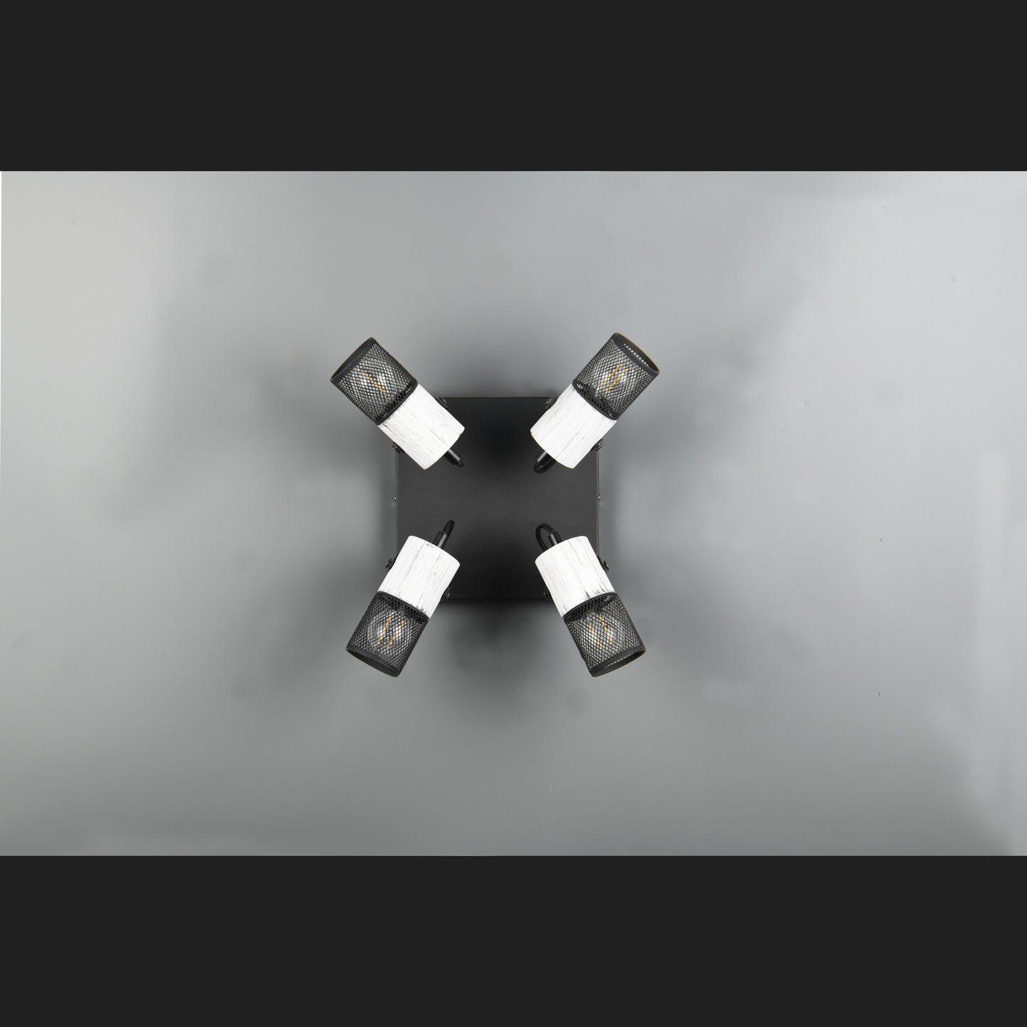 Tosh  - Spot - Black - White - Trio