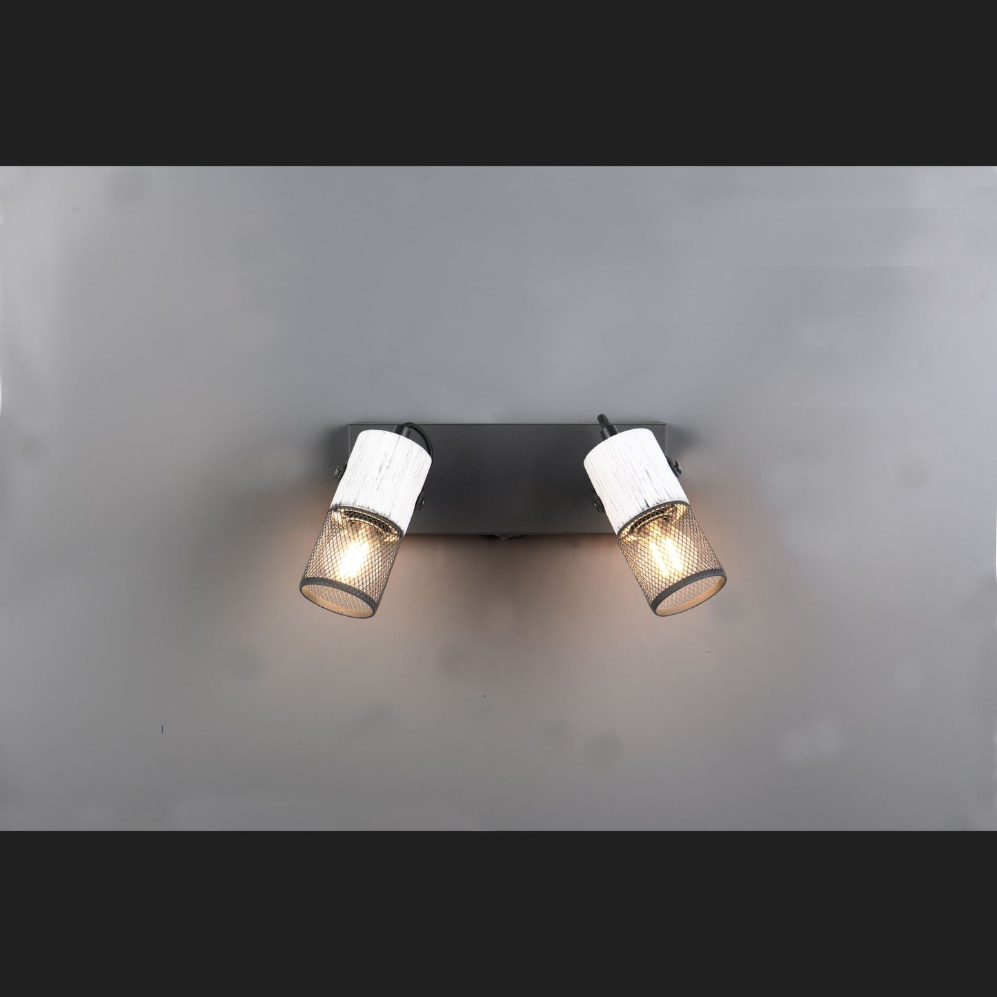 Tosh  - Spot - Black - White - Trio