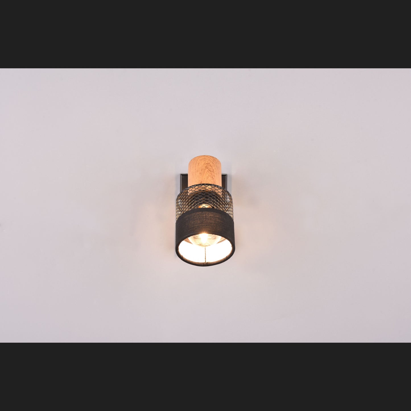 Nandini  - Spot - Black - Trio