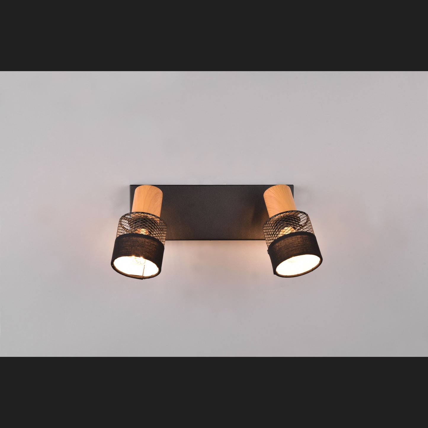 Nandini  - Spot - Black - Trio