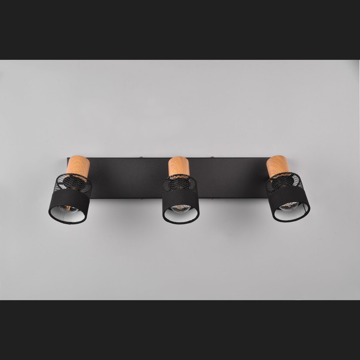 Nandini  - Spot - Black - Trio