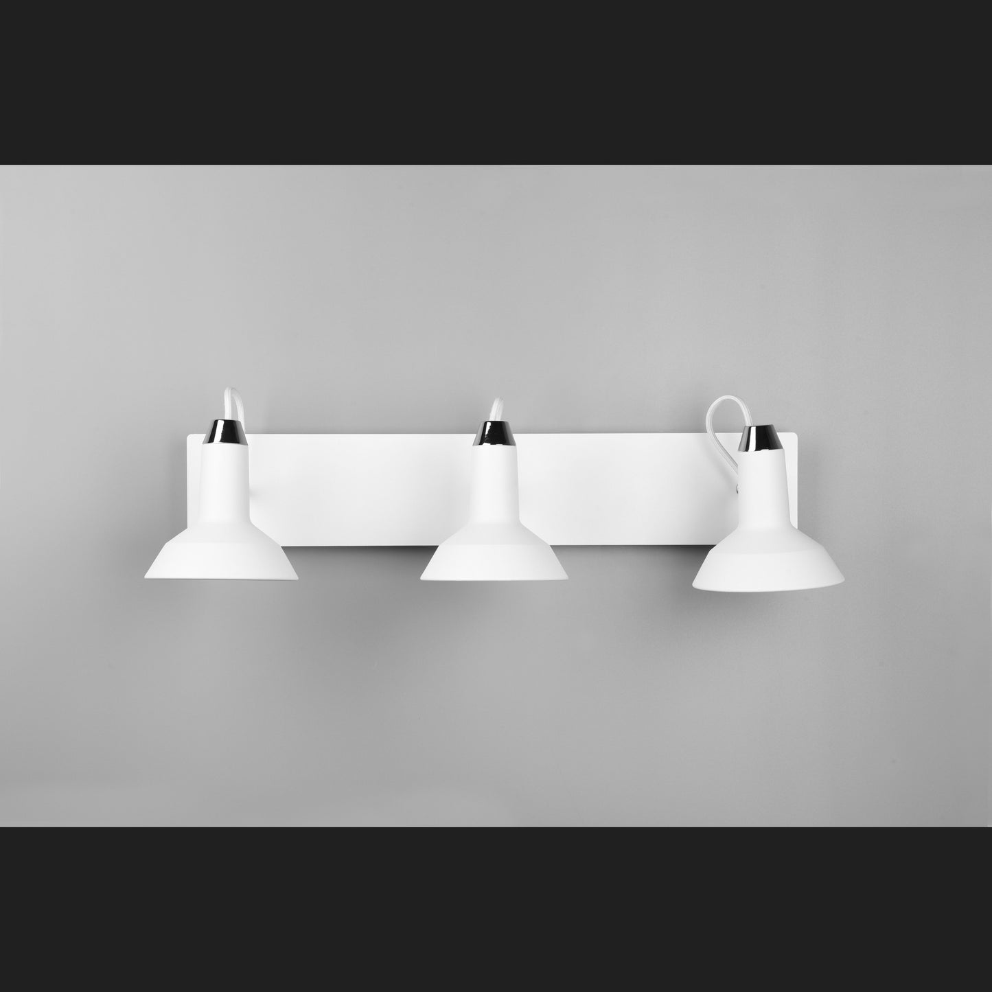 Roxie  - Spot - White Matt - Trio