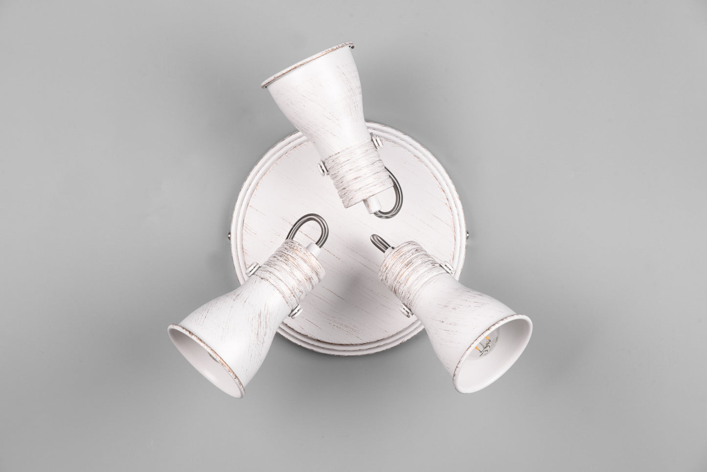 Steam  - Spot - Antique White - Trio