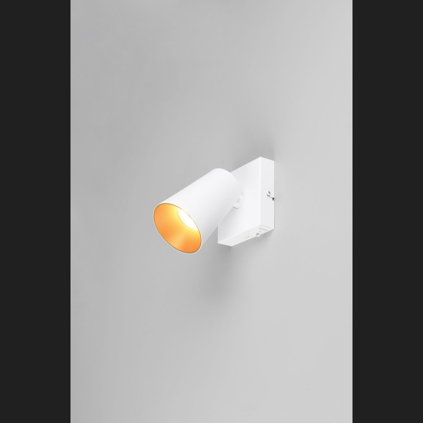 Sharp - Spot - White Matt - Trio - 817170131