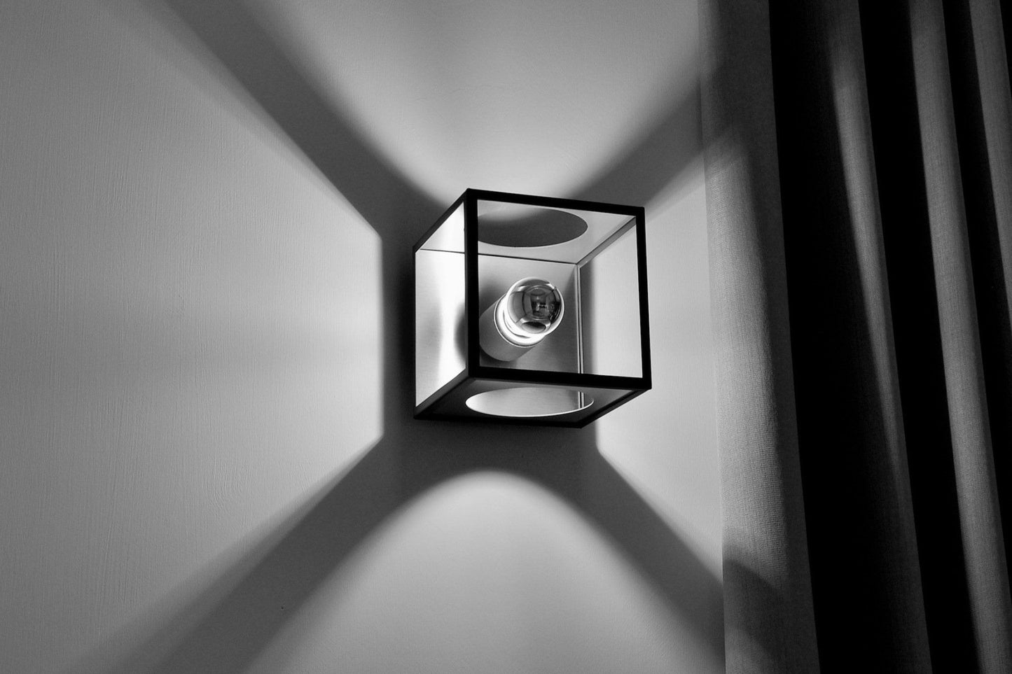 Berlin Cube Wall Light - Matt Black