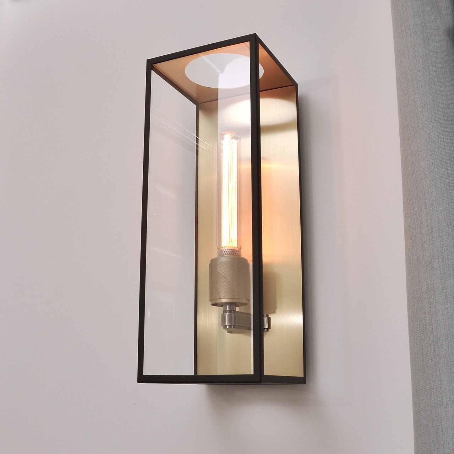 Berlin Tall Wall Light - Brushed Brass