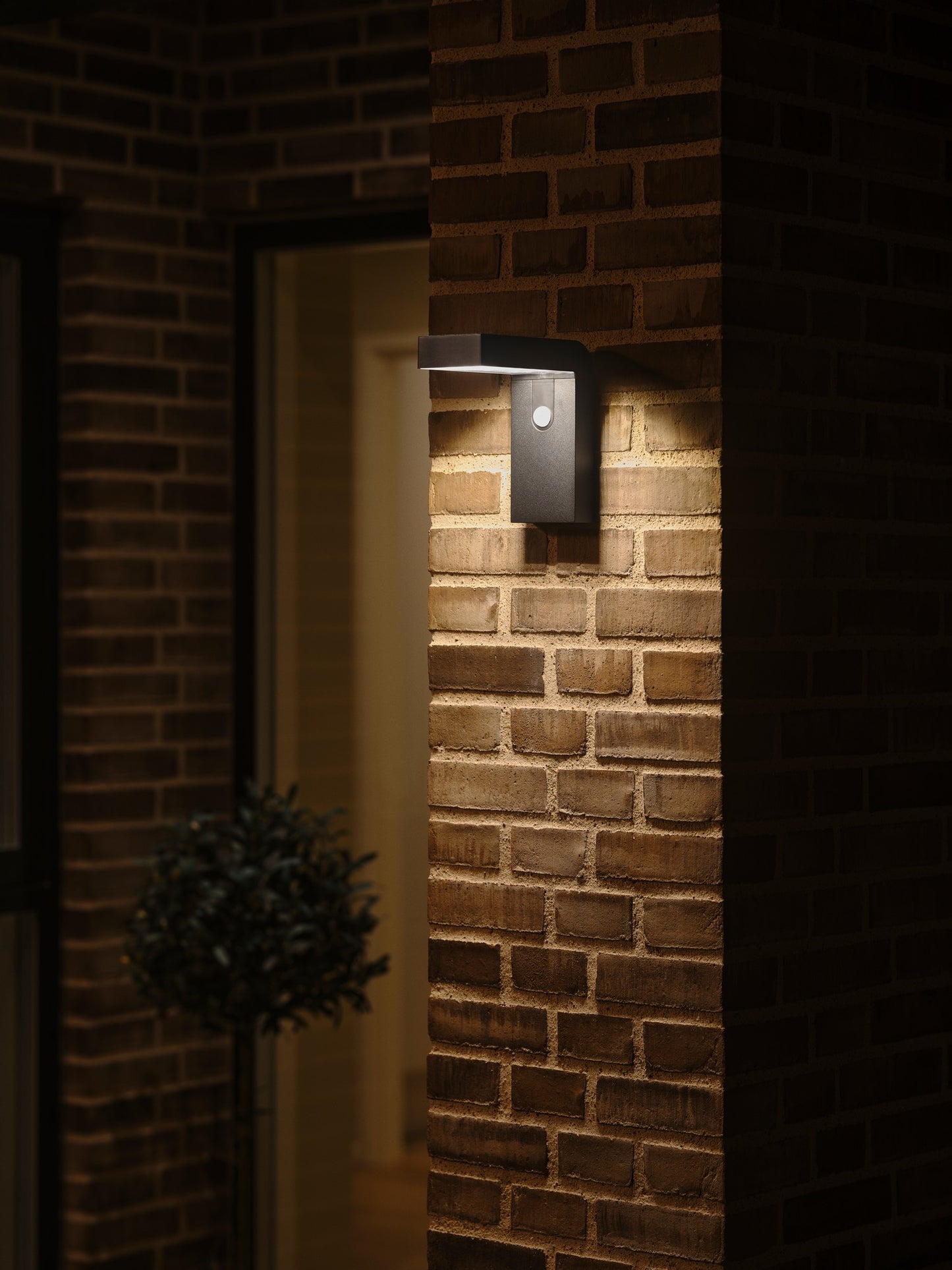 Alya Solar - Wall light
