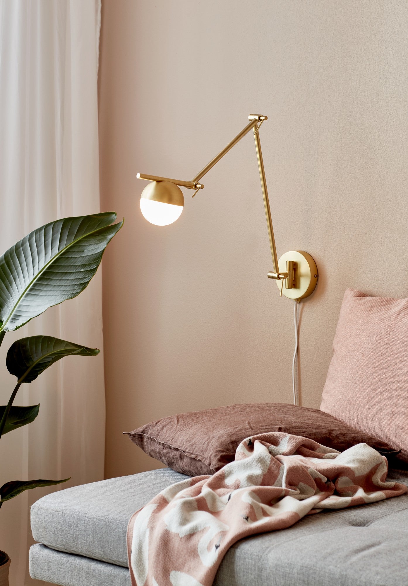 Contina - Wall light
