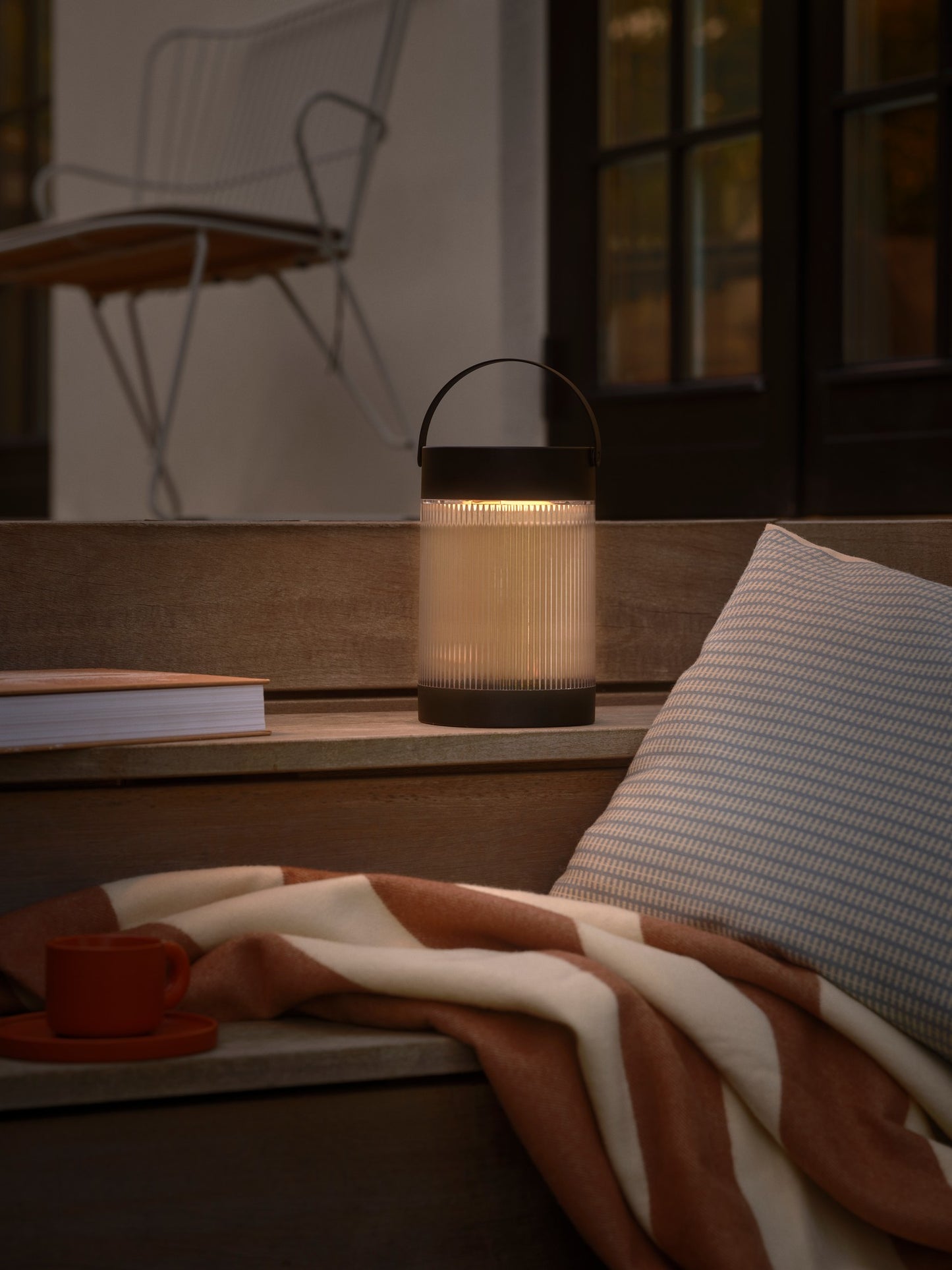 Coupar Solar - Table lamp