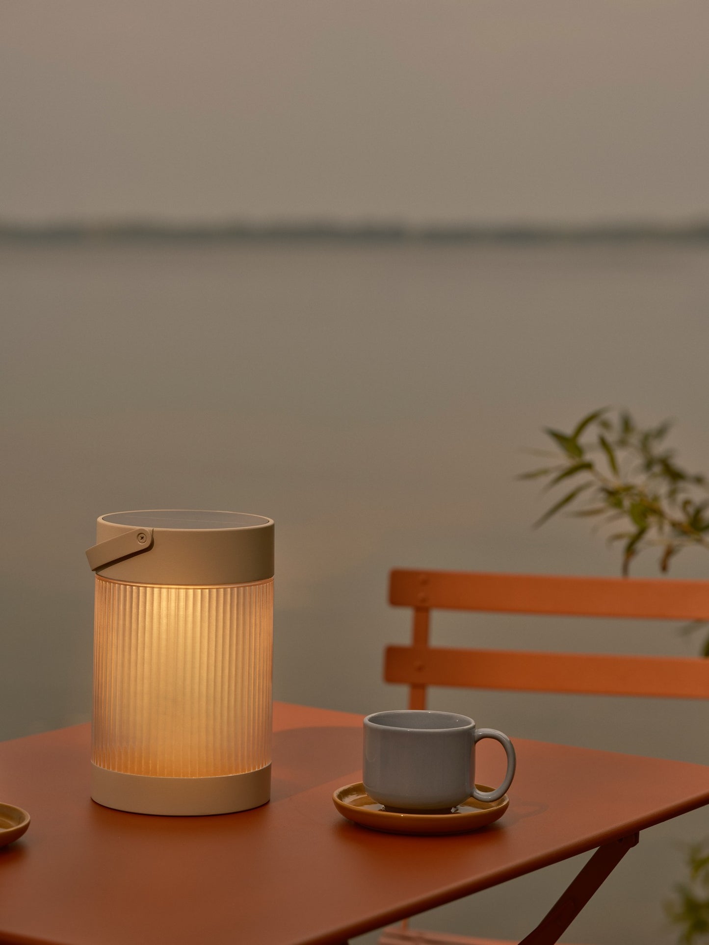 Coupar Solar - Table lamp