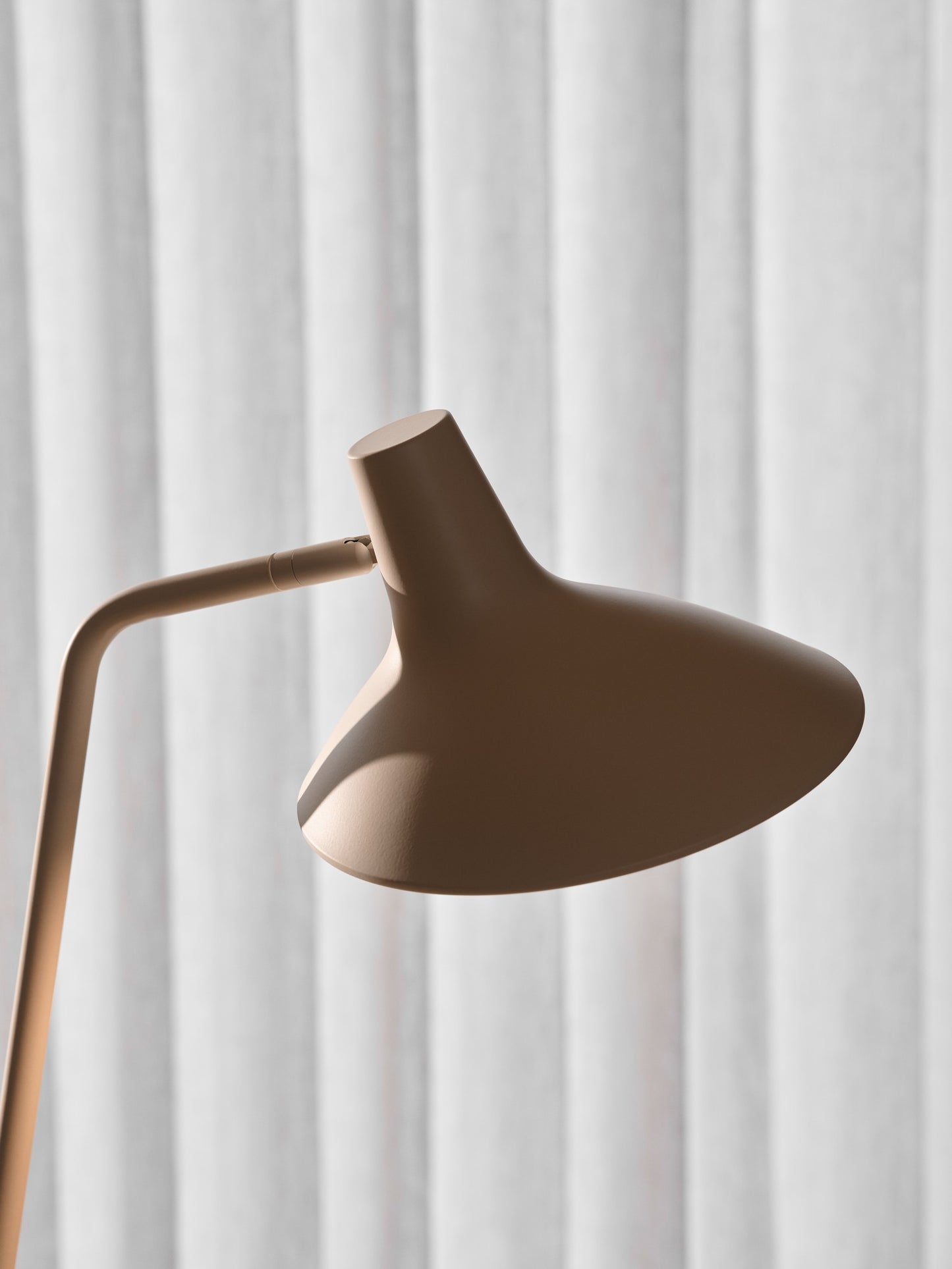 Darci - Floor lamp