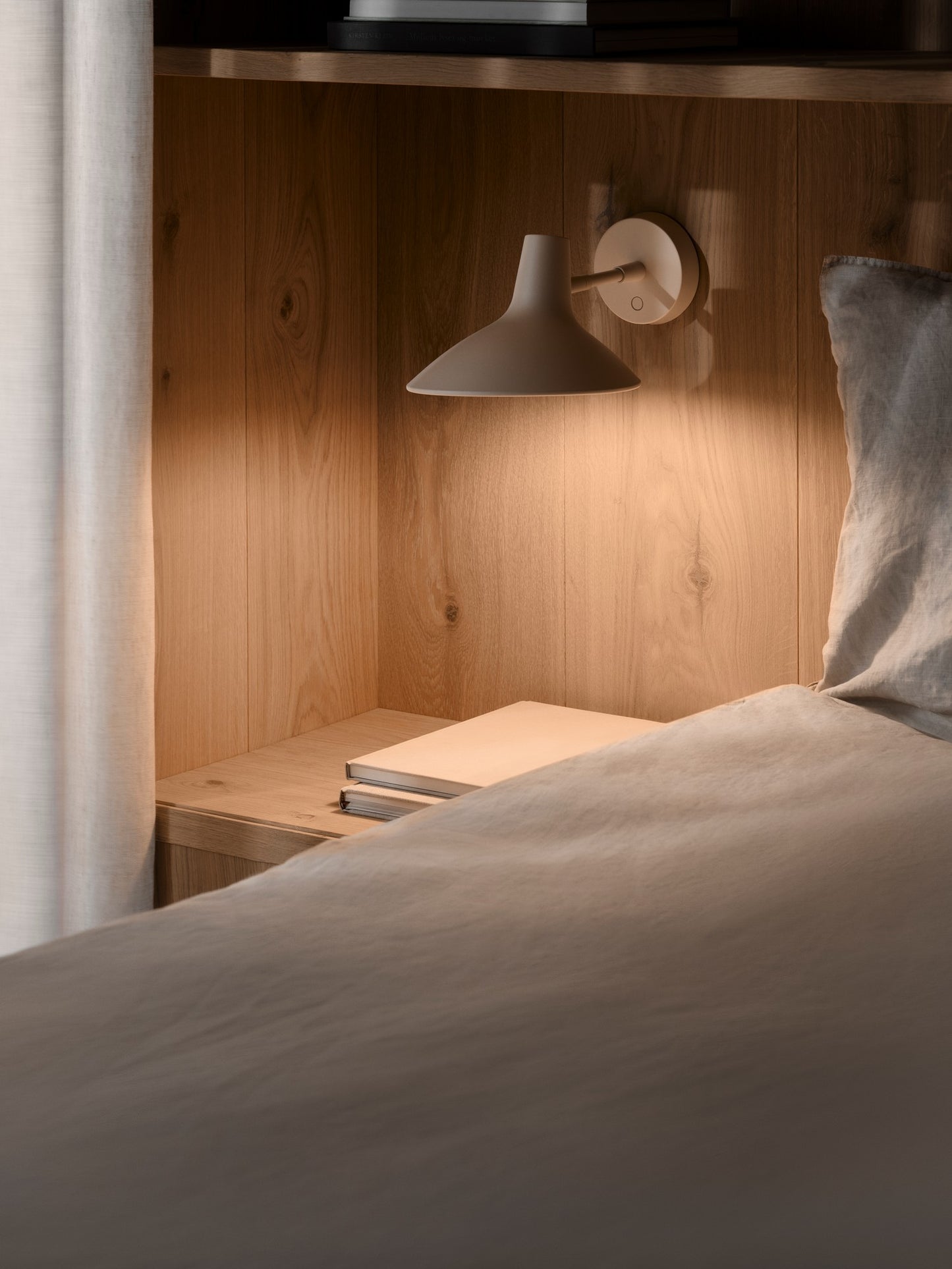 Darci Short - Wall light