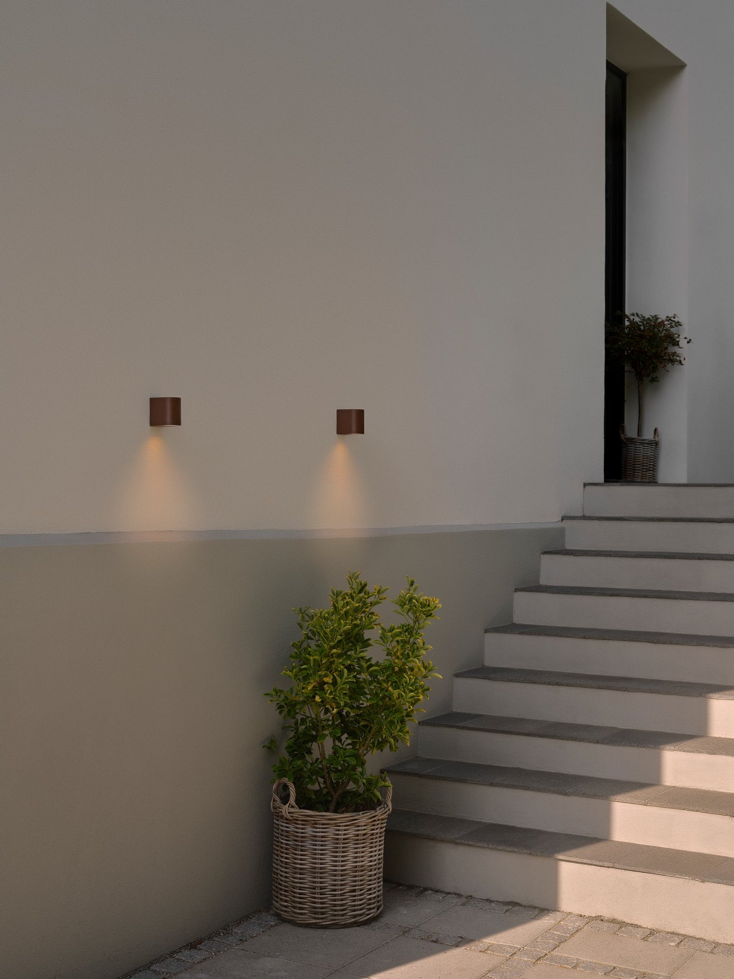 Dion Single - Wall light