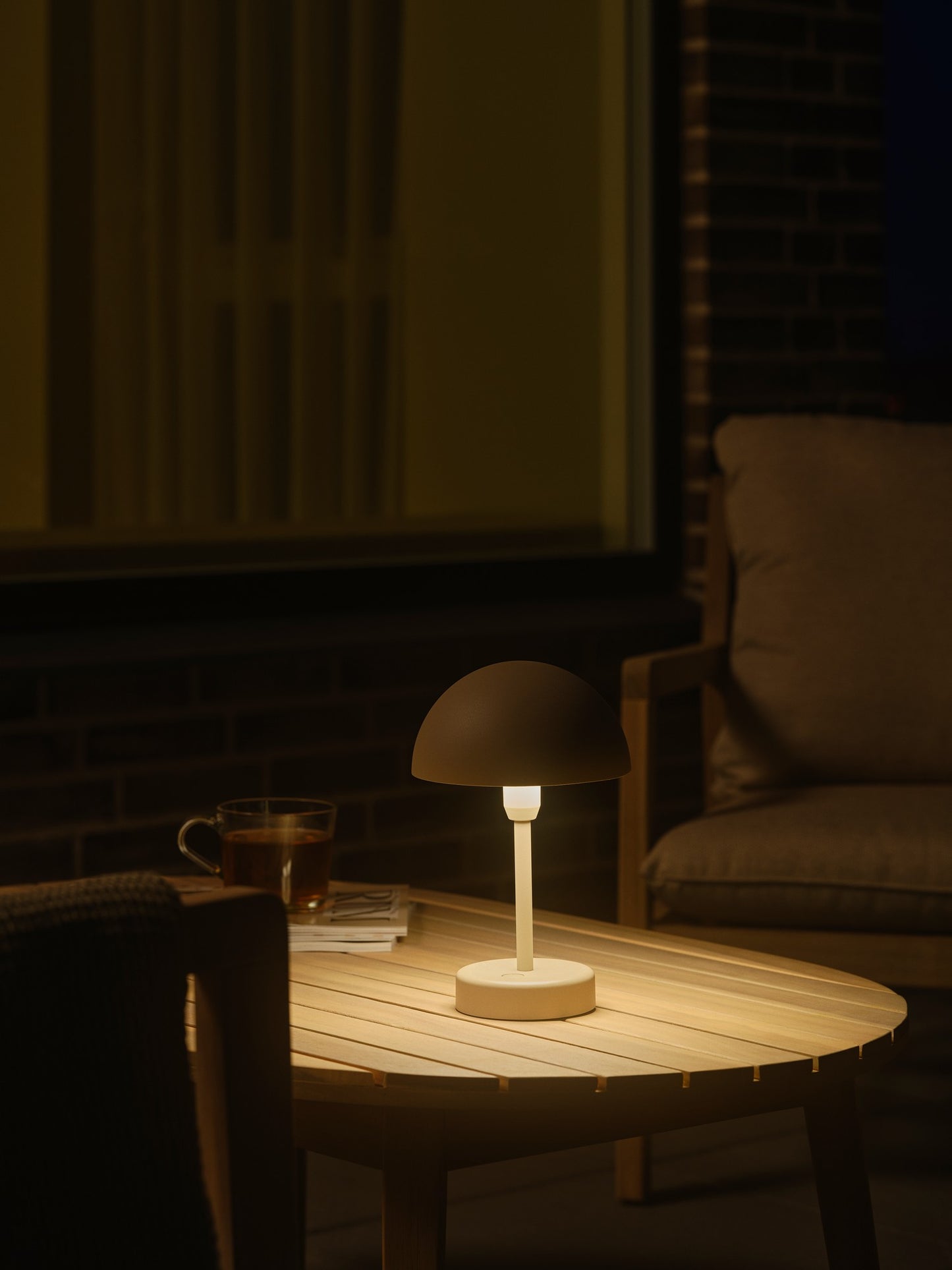 Ellen To-Go - Battery light