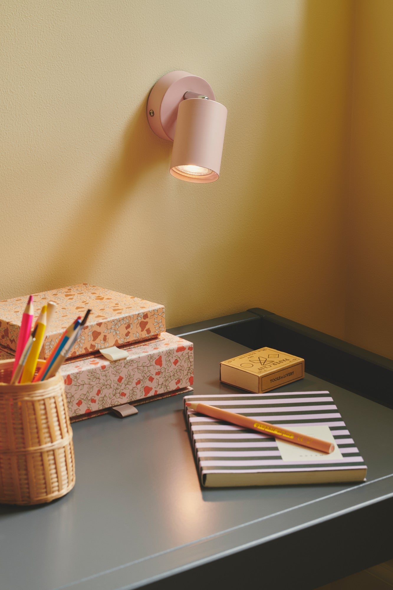 Explore - Wall light