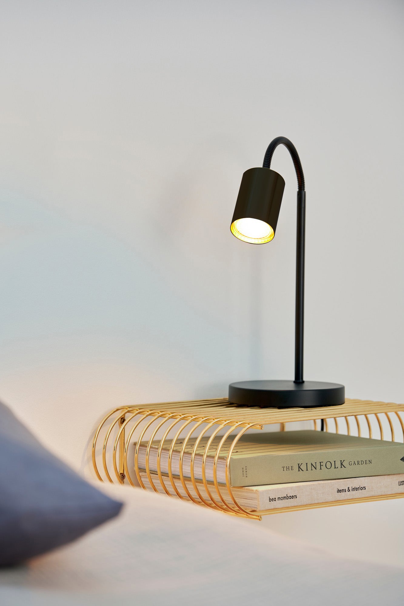 Explore - Table lamp