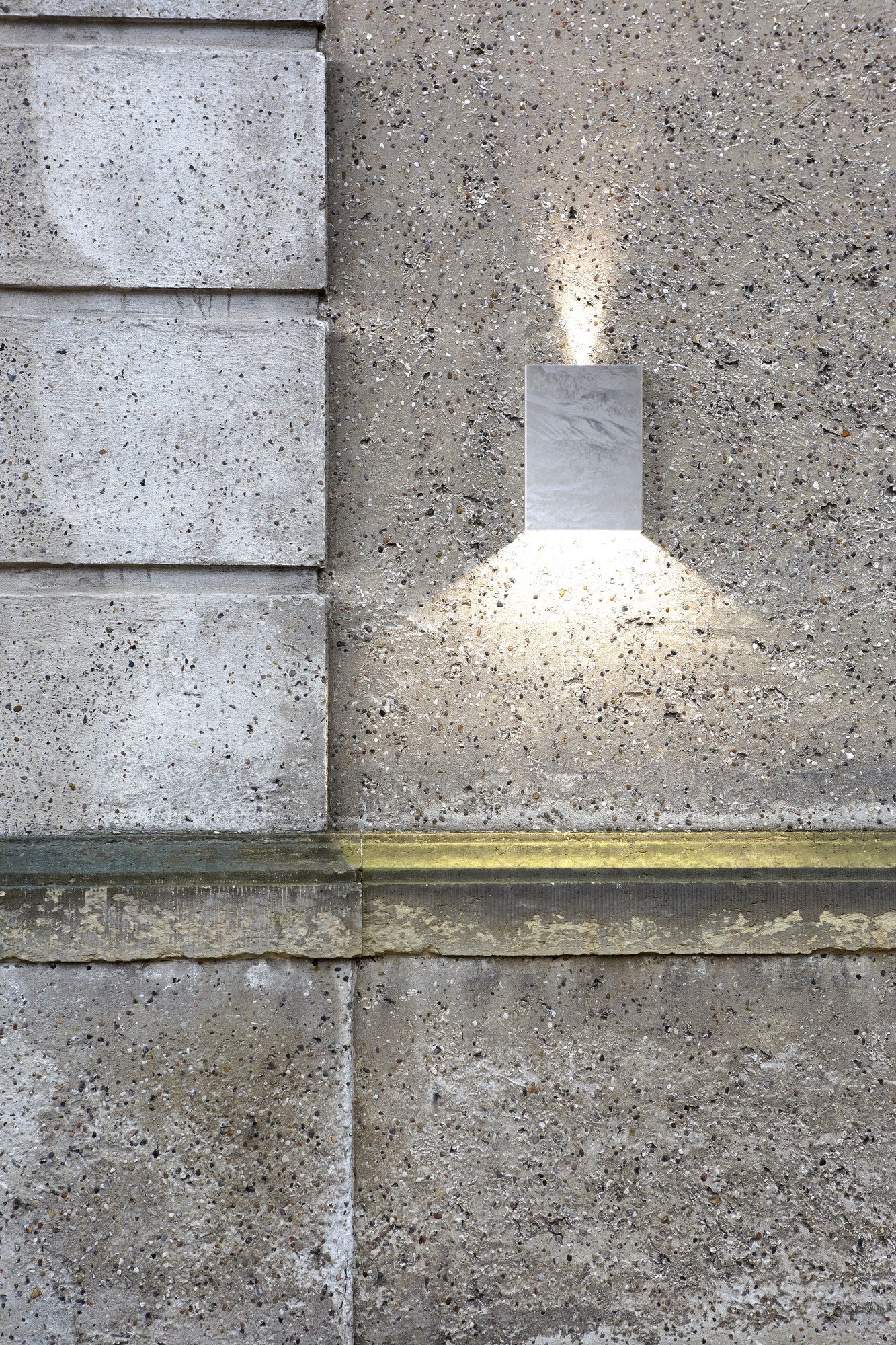 Fold 15 - Wall light