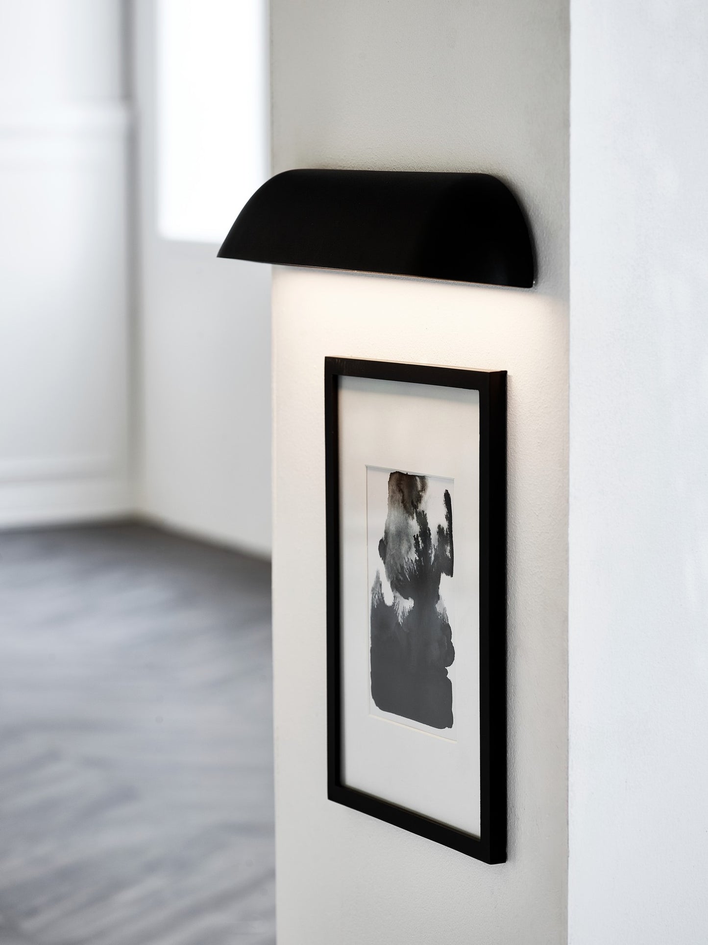 Front 36 - Wall light