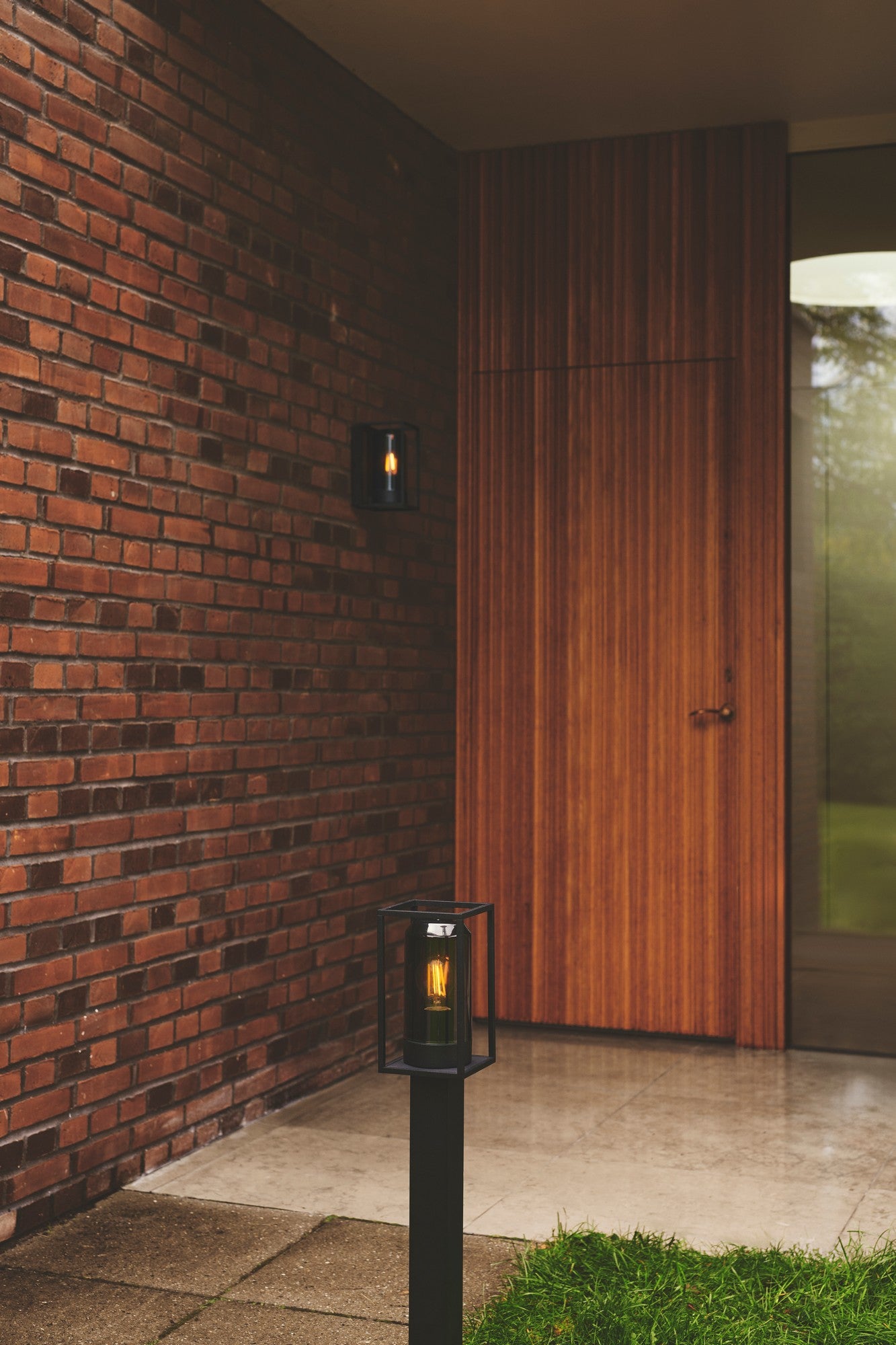 Griffin - Wall light