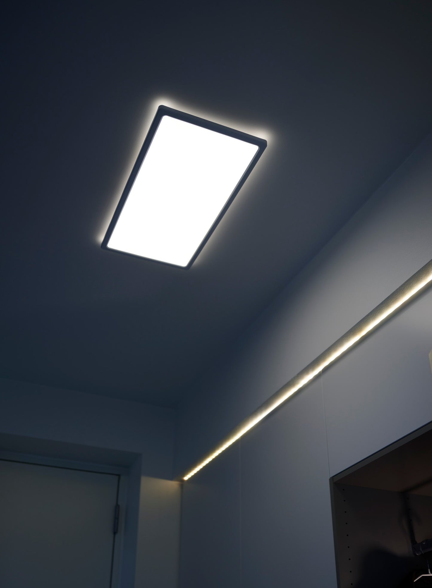 Harlow Smart Colour - Ceiling light