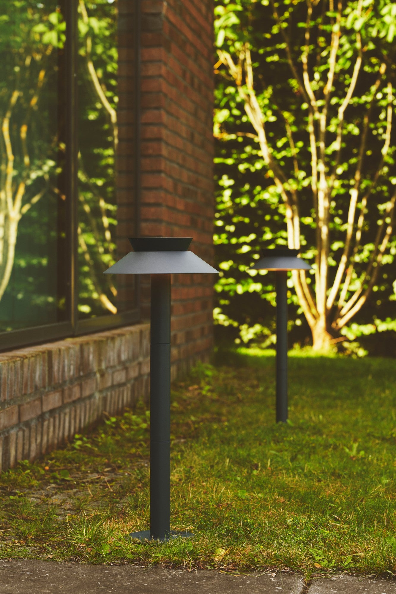 Justina Solar - Garden light