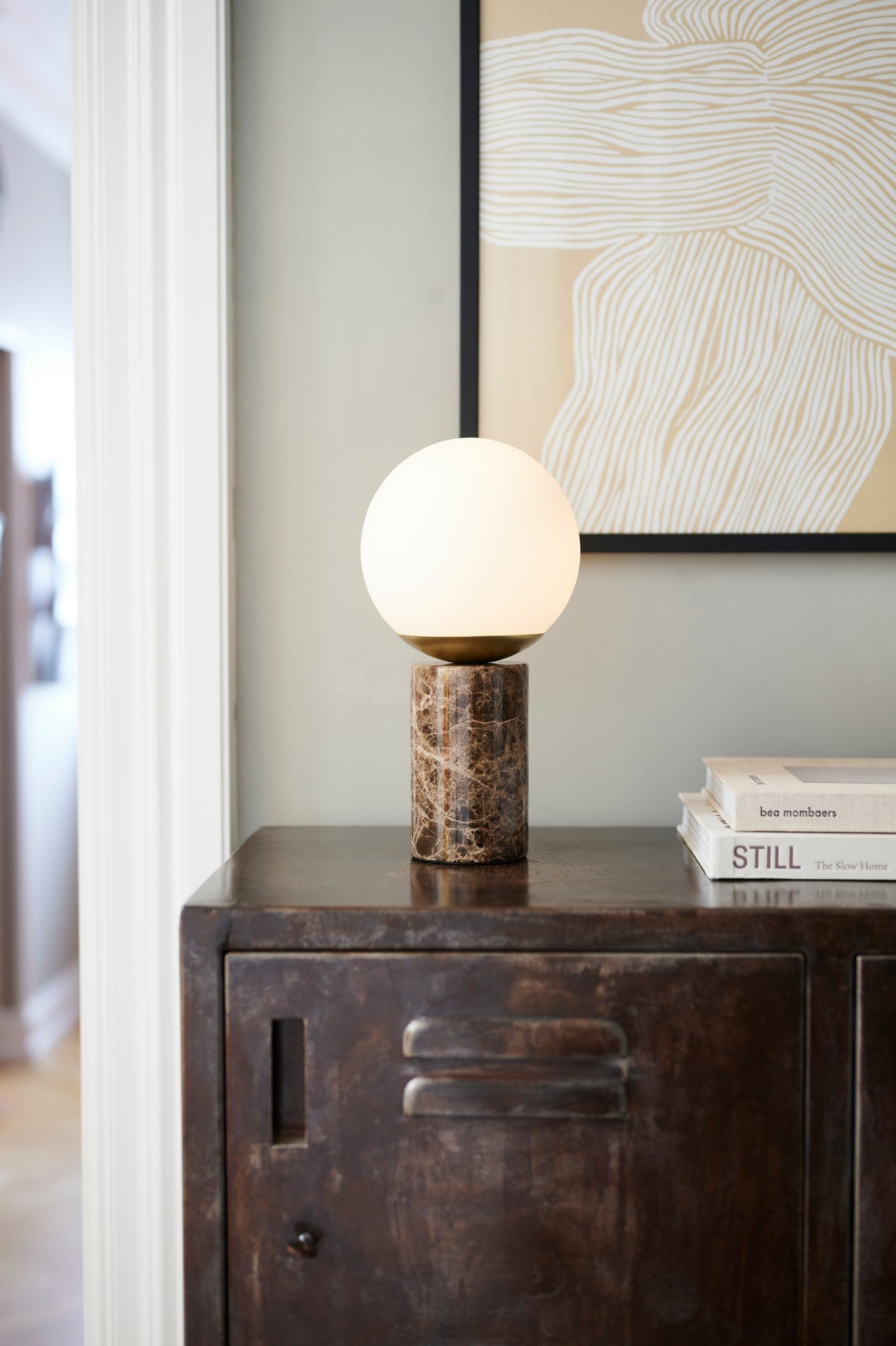 Lilly Marble - Table lamp