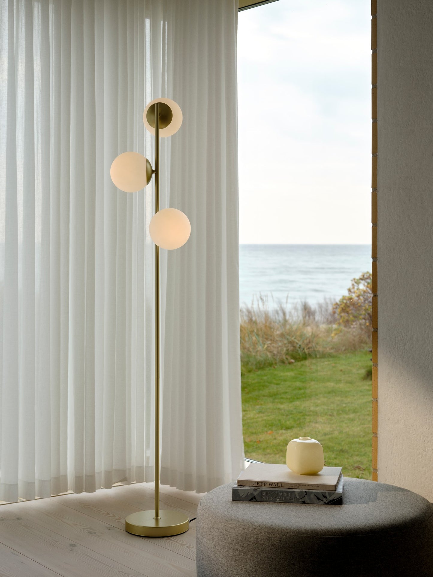 Lilly - Floor lamp