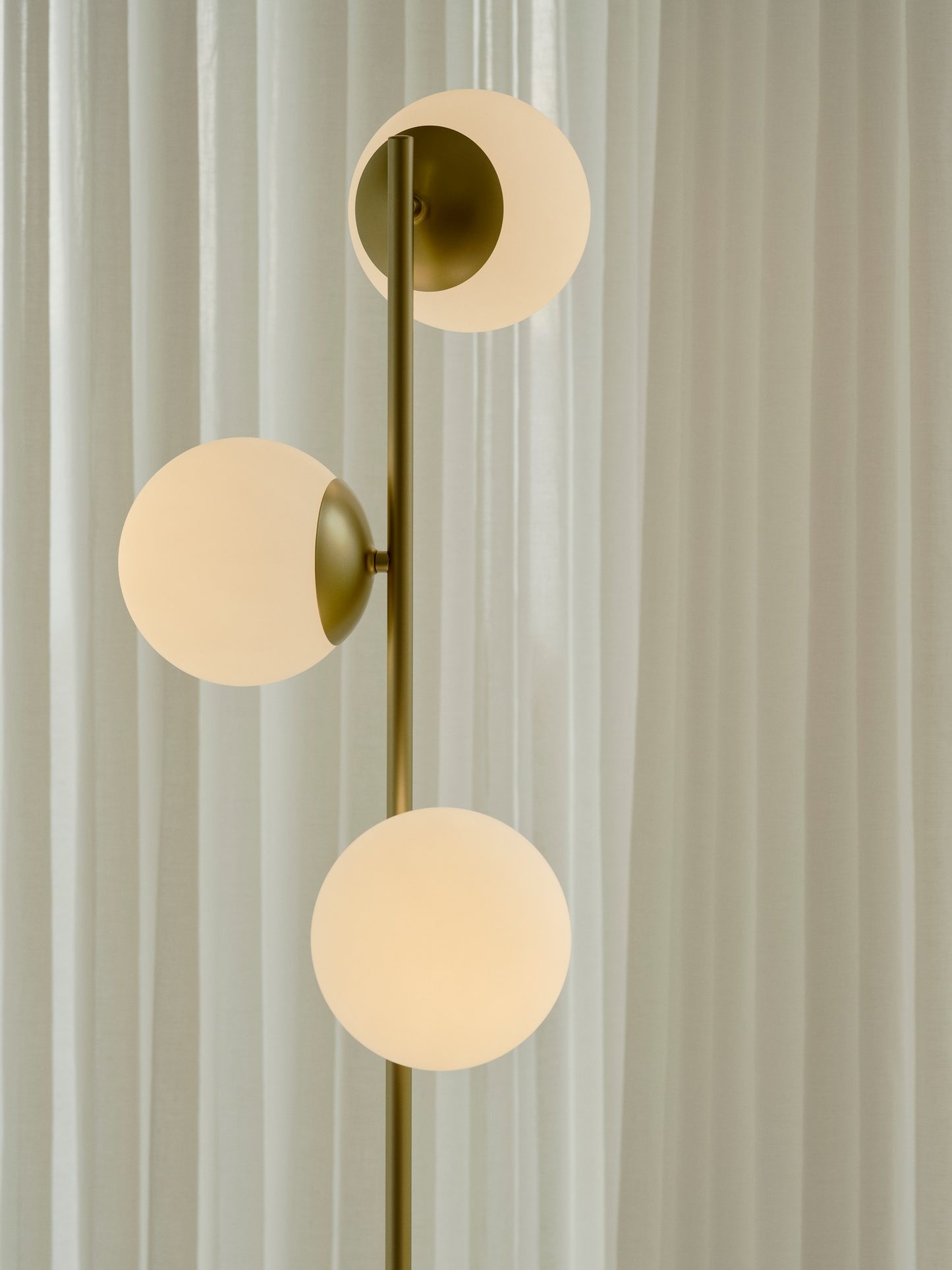Lilly - Floor lamp