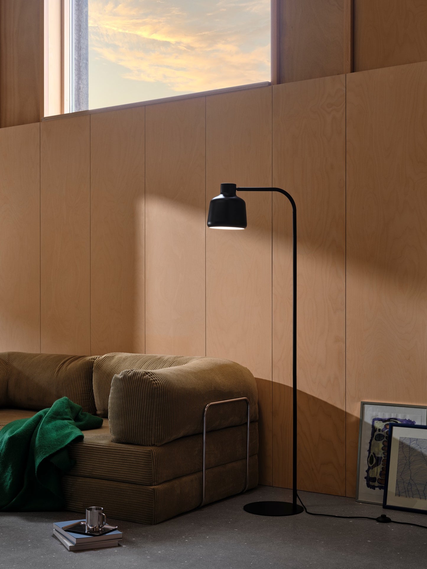 Louella - Floor lamp