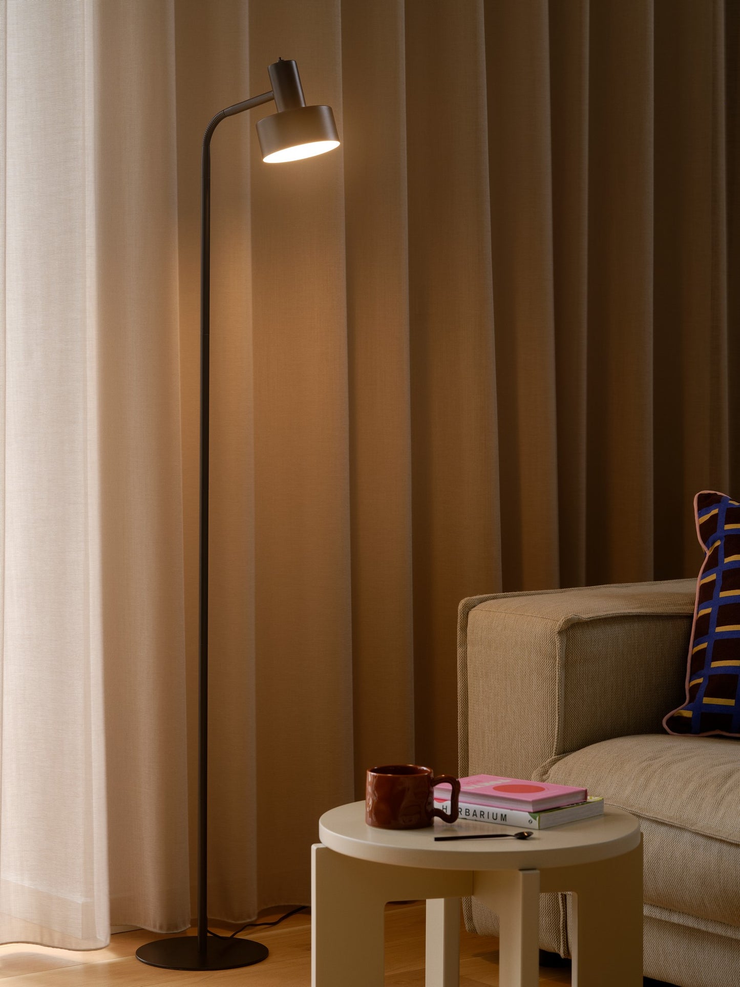Matis - Floor lamp