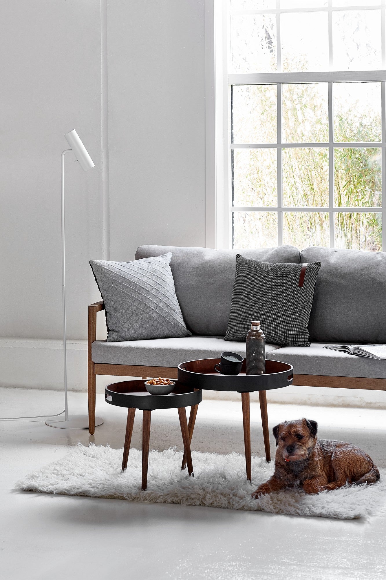 MIB 6 - Floor lamp