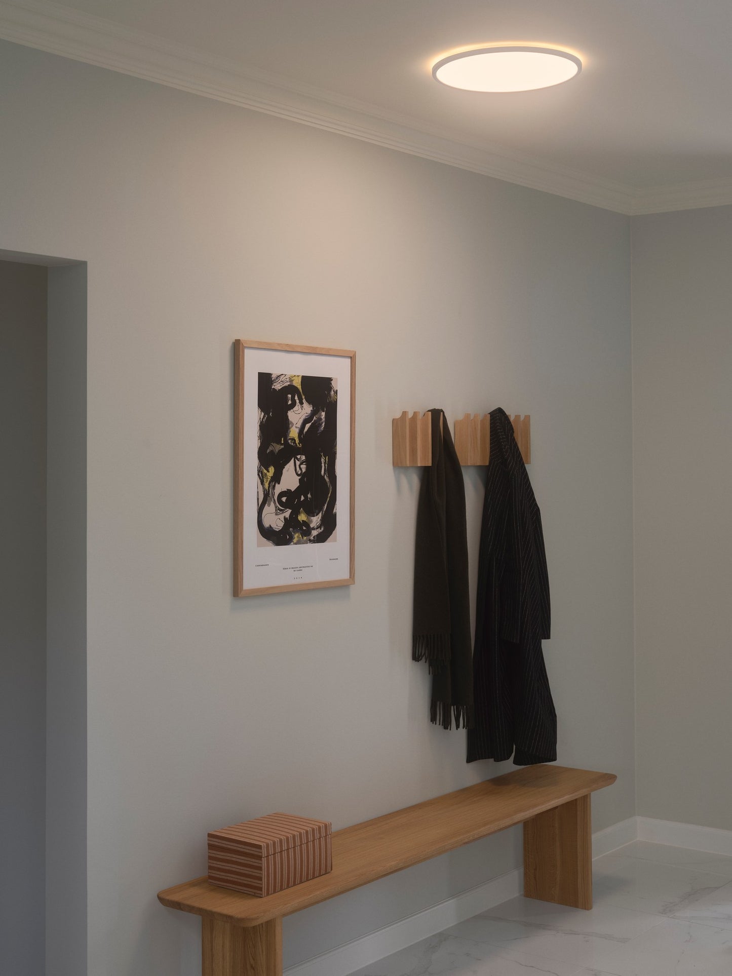 Oja 42 - IP54 2700K - Sensor - Ceiling light
