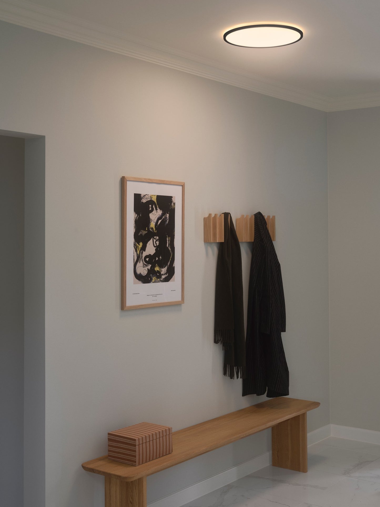 Oja 42 - 3000/4000K - Switch - Ceiling light