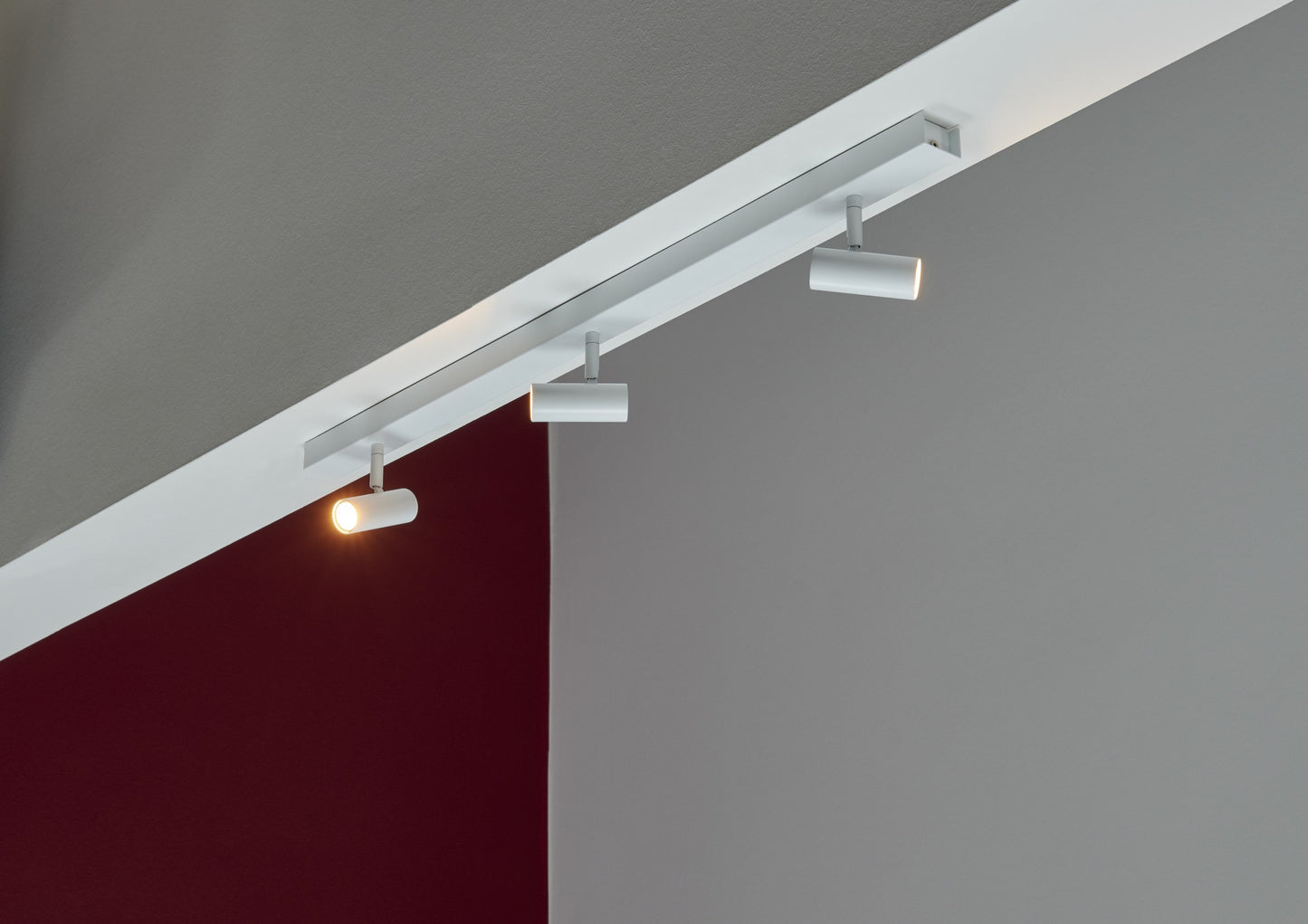 Omari 3-Spot - Spot light