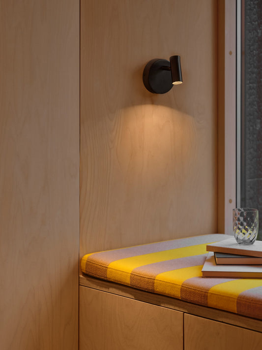 Omari Round - Wall light